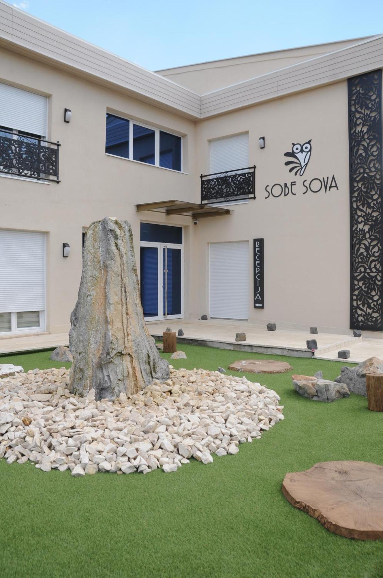 Sobe Sova Kikinda Hotel Exterior foto